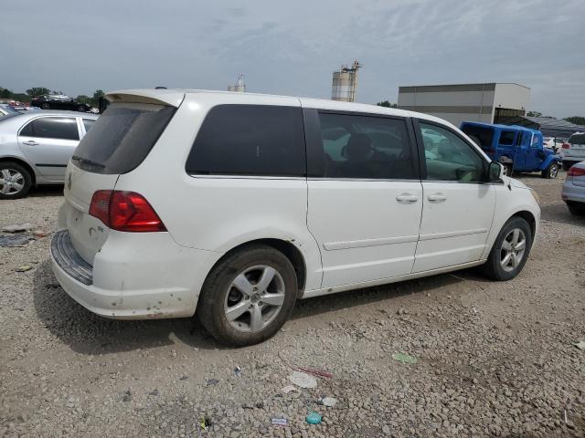 Photo 2 VIN: 2V4RW3D14AR174287 - VOLKSWAGEN ROUTAN SE 