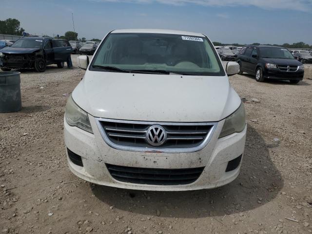 Photo 4 VIN: 2V4RW3D14AR174287 - VOLKSWAGEN ROUTAN SE 