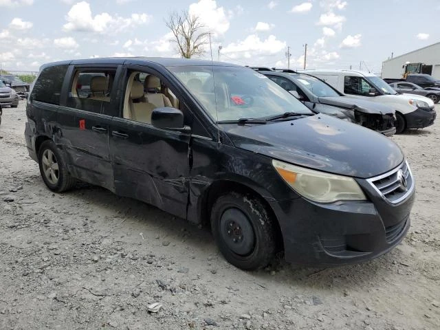 Photo 3 VIN: 2V4RW3D14AR202329 - VOLKSWAGEN ROUTAN SE 