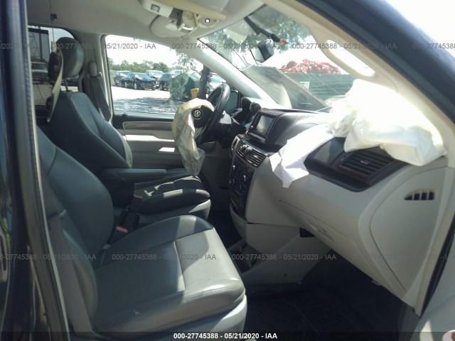 Photo 4 VIN: 2V4RW3D14AR209345 - VOLKSWAGEN ROUTAN 