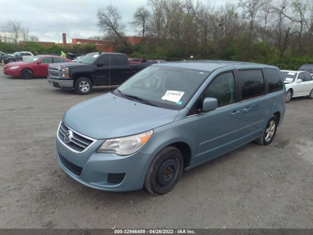 Photo 1 VIN: 2V4RW3D14AR209409 - VOLKSWAGEN ROUTAN 