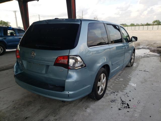 Photo 3 VIN: 2V4RW3D14AR231202 - VOLKSWAGEN ROUTAN SE 