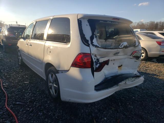 Photo 2 VIN: 2V4RW3D14AR272543 - VOLKSWAGEN ROUTAN SE 