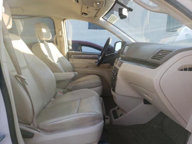 Photo 4 VIN: 2V4RW3D14AR272543 - VOLKSWAGEN ROUTAN SE 