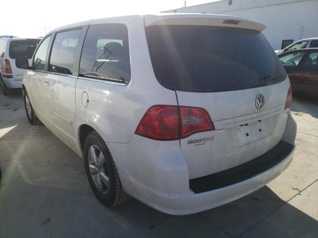 Photo 2 VIN: 2V4RW3D14AR281694 - VOLKSWAGEN ROUTAN SE 