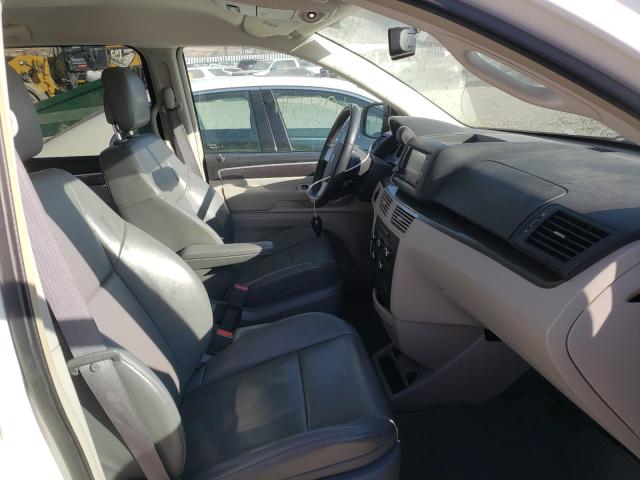 Photo 4 VIN: 2V4RW3D14AR281694 - VOLKSWAGEN ROUTAN SE 