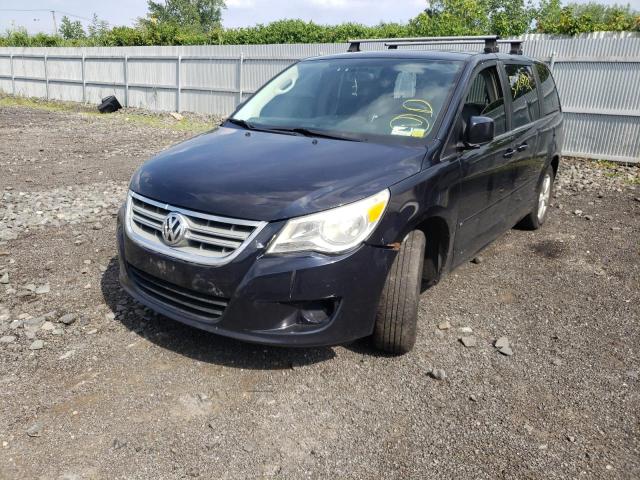 Photo 1 VIN: 2V4RW3D14AR305928 - VOLKSWAGEN ROUTAN SE 