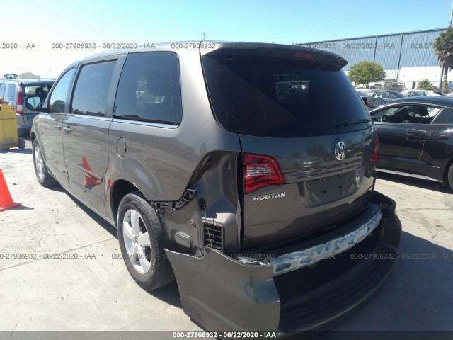 Photo 2 VIN: 2V4RW3D14AR324995 - VOLKSWAGEN ROUTAN 