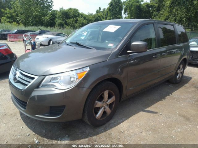 Photo 1 VIN: 2V4RW3D14AR393217 - VOLKSWAGEN ROUTAN 