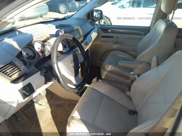 Photo 4 VIN: 2V4RW3D14AR429147 - VOLKSWAGEN ROUTAN 