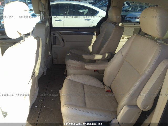 Photo 7 VIN: 2V4RW3D14AR429147 - VOLKSWAGEN ROUTAN 