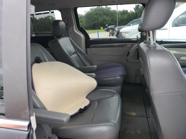 Photo 10 VIN: 2V4RW3D15AR158924 - VOLKSWAGEN ROUTAN SE 