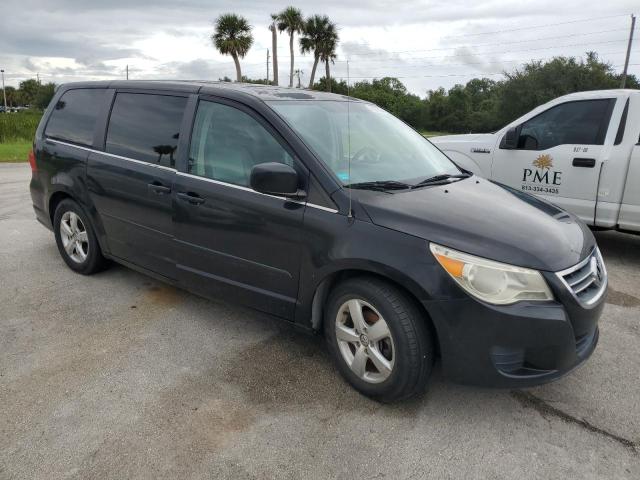 Photo 3 VIN: 2V4RW3D15AR158924 - VOLKSWAGEN ROUTAN SE 