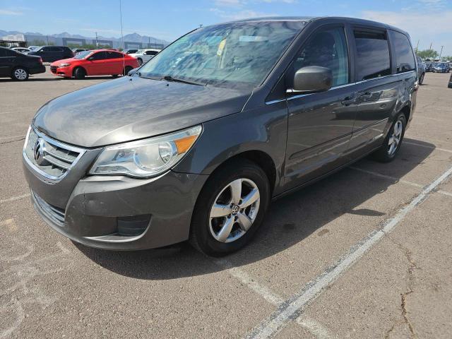 Photo 1 VIN: 2V4RW3D15AR281705 - VOLKSWAGEN ROUTAN SE 