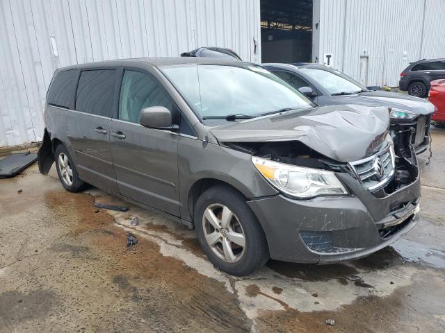 Photo 3 VIN: 2V4RW3D15AR296222 - VOLKSWAGEN ROUTAN SE 