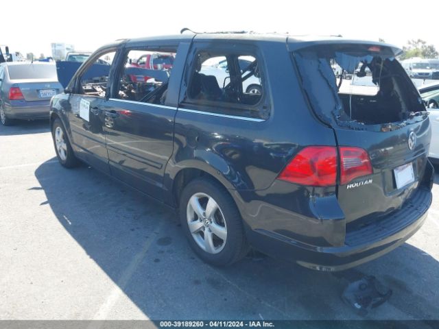 Photo 2 VIN: 2V4RW3D15AR325055 - VOLKSWAGEN ROUTAN 