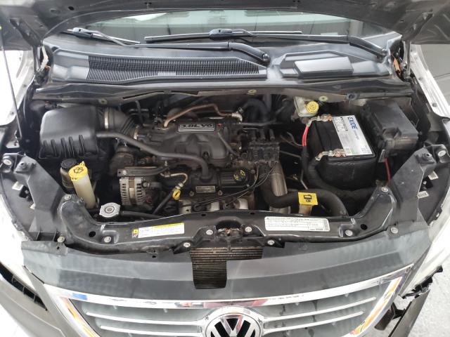 Photo 6 VIN: 2V4RW3D15AR333205 - VOLKSWAGEN ROUTAN SE 