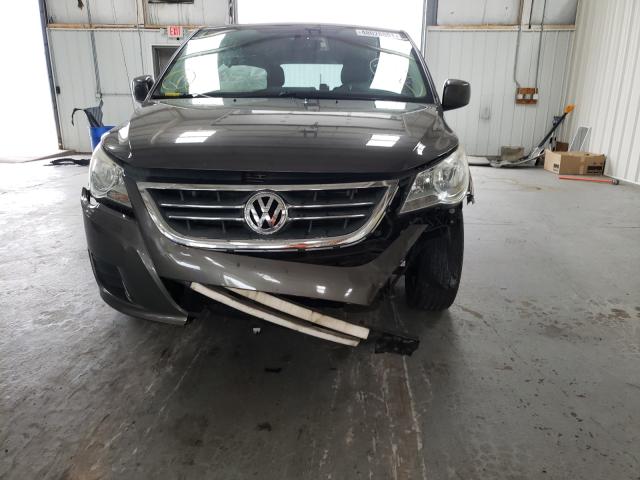 Photo 8 VIN: 2V4RW3D15AR333205 - VOLKSWAGEN ROUTAN SE 