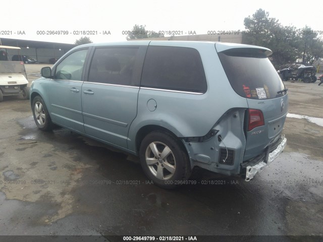 Photo 2 VIN: 2V4RW3D15AR388298 - VOLKSWAGEN ROUTAN 