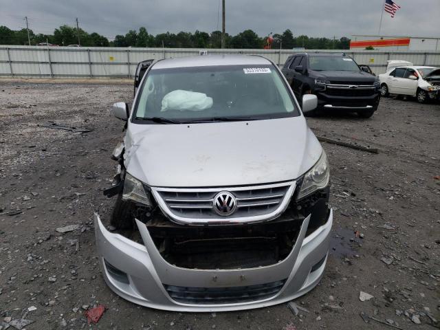 Photo 4 VIN: 2V4RW3D15AR429156 - VOLKSWAGEN ROUTAN SE 