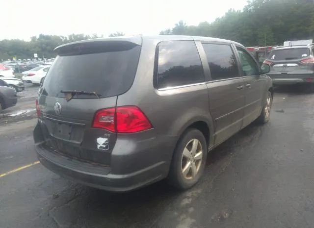 Photo 3 VIN: 2V4RW3D16AR189938 - VOLKSWAGEN ROUTAN 