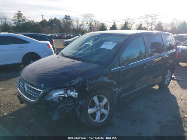 Photo 1 VIN: 2V4RW3D16AR236790 - VOLKSWAGEN ROUTAN 