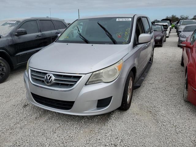 Photo 1 VIN: 2V4RW3D16AR237065 - VOLKSWAGEN ROUTAN SE 