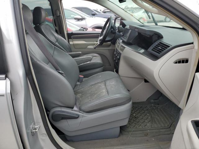 Photo 4 VIN: 2V4RW3D16AR237065 - VOLKSWAGEN ROUTAN SE 