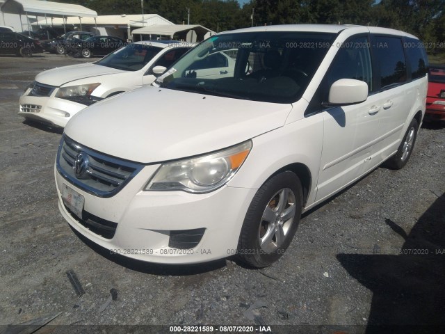 Photo 1 VIN: 2V4RW3D16AR263097 - VOLKSWAGEN ROUTAN 