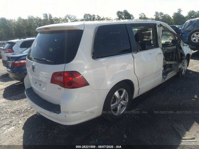 Photo 3 VIN: 2V4RW3D16AR263097 - VOLKSWAGEN ROUTAN 