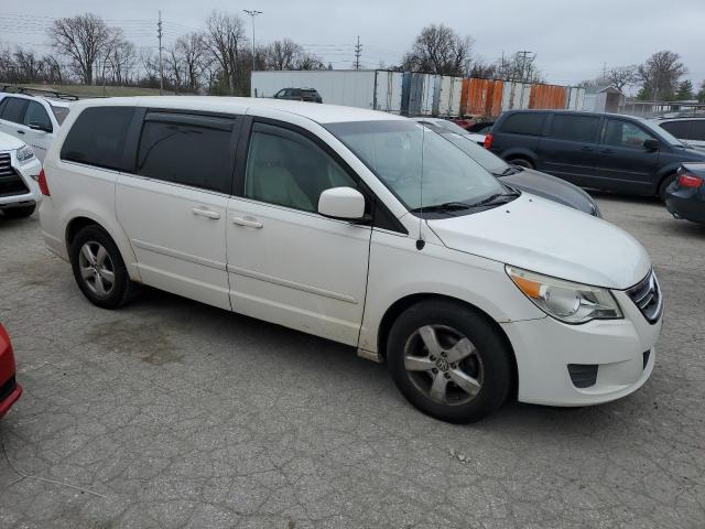 Photo 3 VIN: 2V4RW3D16AR295080 - VOLKSWAGEN ROUTAN SE 