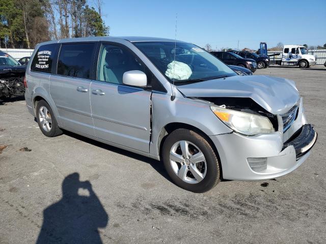 Photo 3 VIN: 2V4RW3D16AR360512 - VOLKSWAGEN ROUTAN 