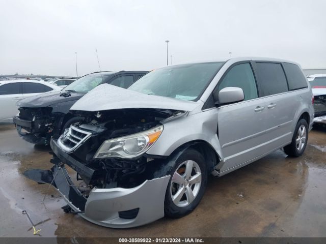 Photo 1 VIN: 2V4RW3D16AR407389 - VOLKSWAGEN ROUTAN 