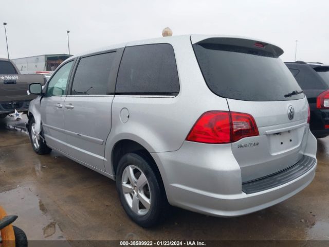 Photo 2 VIN: 2V4RW3D16AR407389 - VOLKSWAGEN ROUTAN 