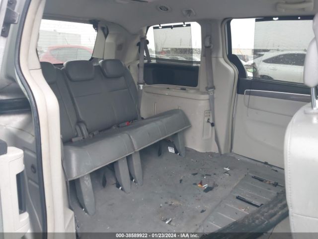 Photo 7 VIN: 2V4RW3D16AR407389 - VOLKSWAGEN ROUTAN 