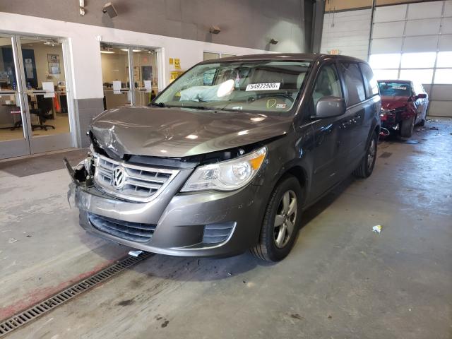 Photo 1 VIN: 2V4RW3D16AR429098 - VOLKSWAGEN ROUTAN SE 