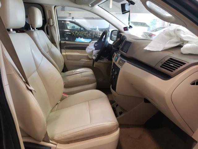 Photo 4 VIN: 2V4RW3D16AR429098 - VOLKSWAGEN ROUTAN SE 