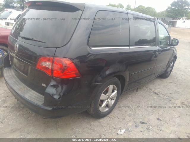 Photo 3 VIN: 2V4RW3D17AR166667 - VOLKSWAGEN ROUTAN 