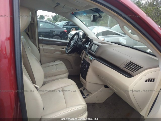 Photo 4 VIN: 2V4RW3D17AR168810 - VOLKSWAGEN ROUTAN 