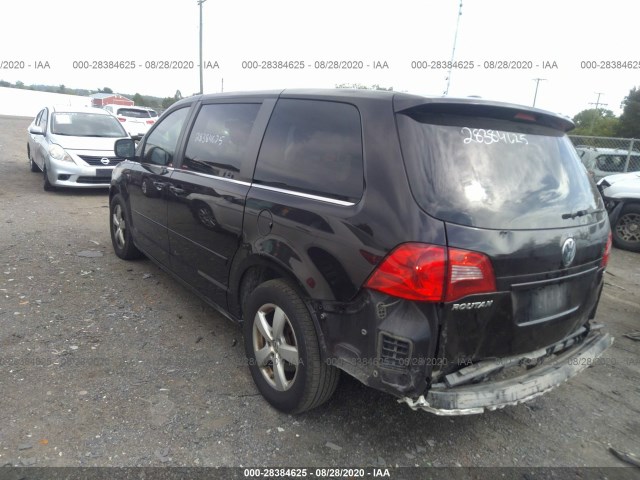 Photo 2 VIN: 2V4RW3D17AR230917 - VOLKSWAGEN ROUTAN 