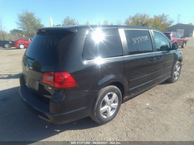 Photo 3 VIN: 2V4RW3D17AR236555 - VOLKSWAGEN ROUTAN 