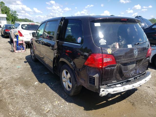 Photo 2 VIN: 2V4RW3D17AR262976 - VOLKSWAGEN ROUTAN SE 