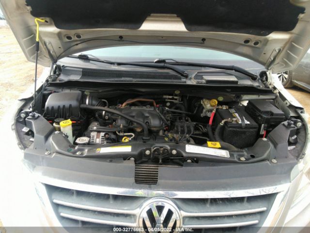 Photo 9 VIN: 2V4RW3D17AR333187 - VOLKSWAGEN ROUTAN 