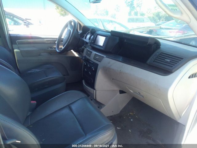 Photo 4 VIN: 2V4RW3D18AR159162 - VOLKSWAGEN ROUTAN 