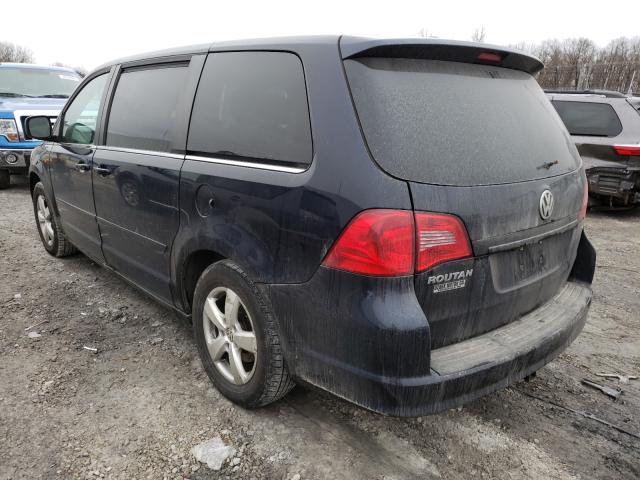 Photo 2 VIN: 2V4RW3D18AR199290 - VOLKSWAGEN ROUTAN SE 