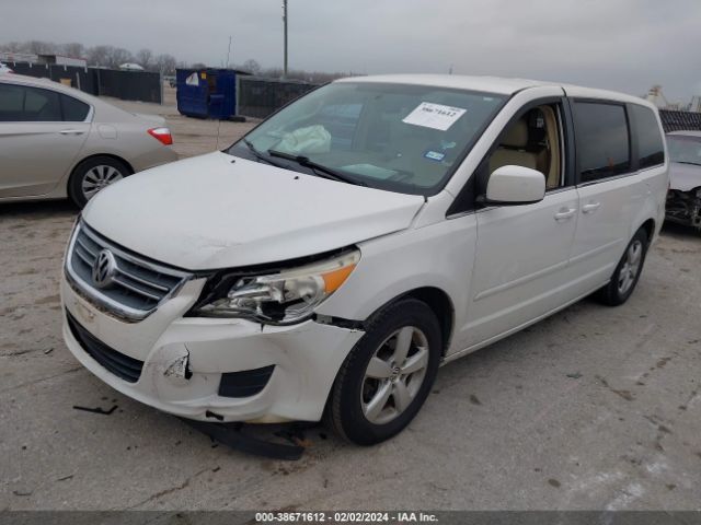 Photo 1 VIN: 2V4RW3D18AR230943 - VOLKSWAGEN ROUTAN 