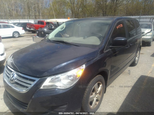 Photo 1 VIN: 2V4RW3D18AR294528 - VOLKSWAGEN ROUTAN 