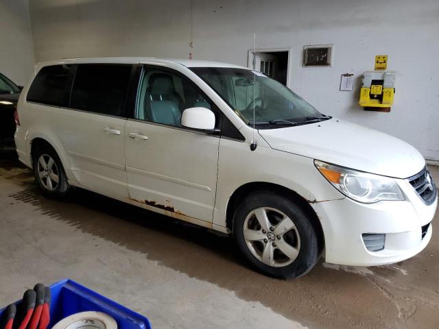 Photo 3 VIN: 2V4RW3D18AR348393 - VOLKSWAGEN ROUTAN 