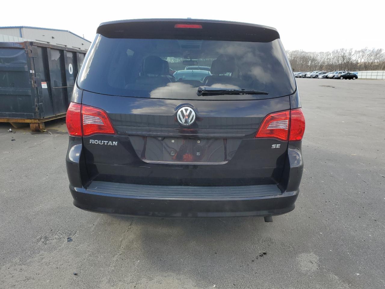 Photo 5 VIN: 2V4RW3D18AR348412 - VOLKSWAGEN ROUTAN 