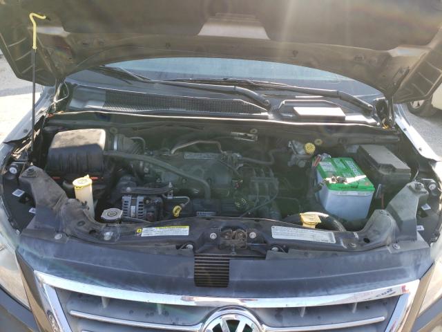 Photo 6 VIN: 2V4RW3D18AR393186 - VOLKSWAGEN ROUTAN SE 